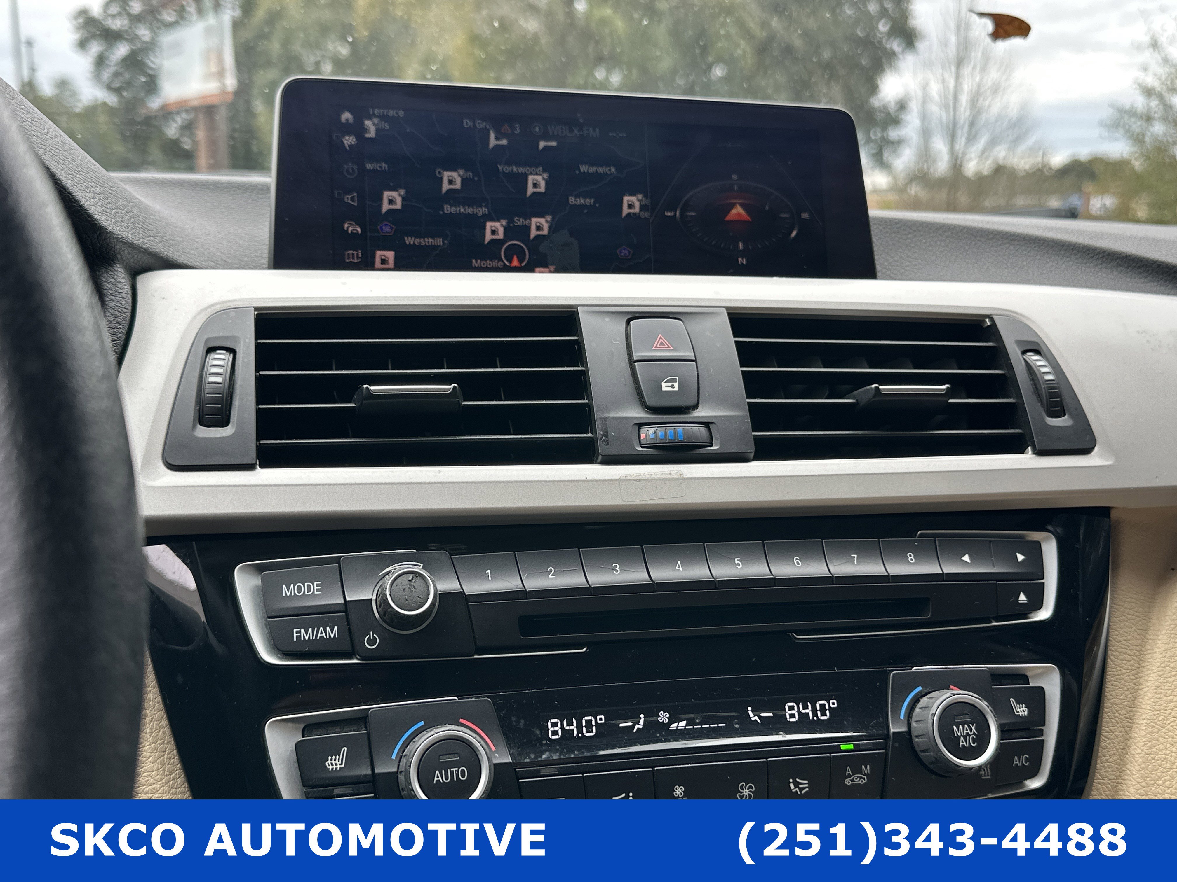 Used 2018 BMW 320i Sedan w/ Premium Package RWD image 16