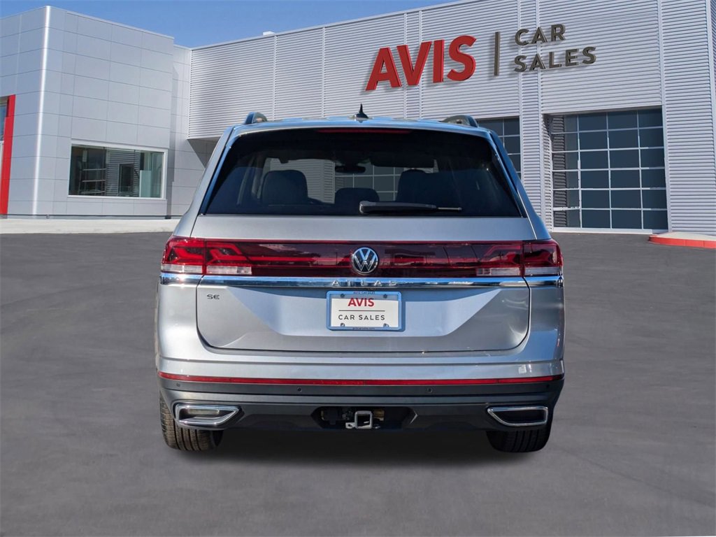 Used 2025 Volkswagen Atlas SE image 7
