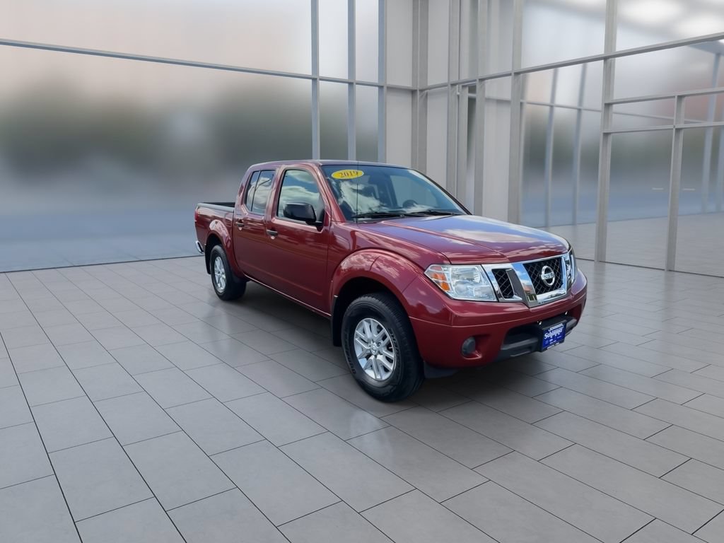 Used 2019 Nissan Frontier SV AWD/4WD image 2