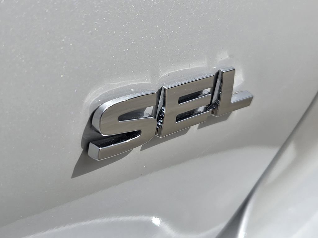 New 2026 Mitsubishi Outlander SEL image 8