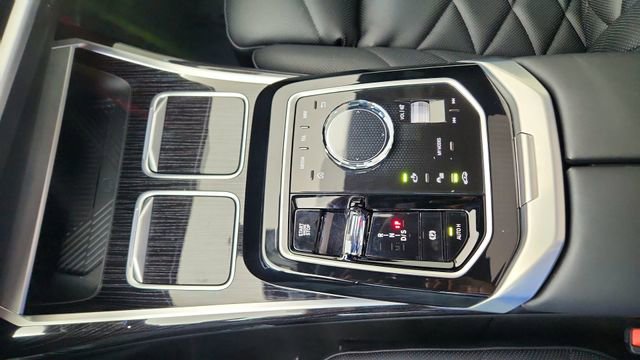 Used 2025 BMW 740i image 56