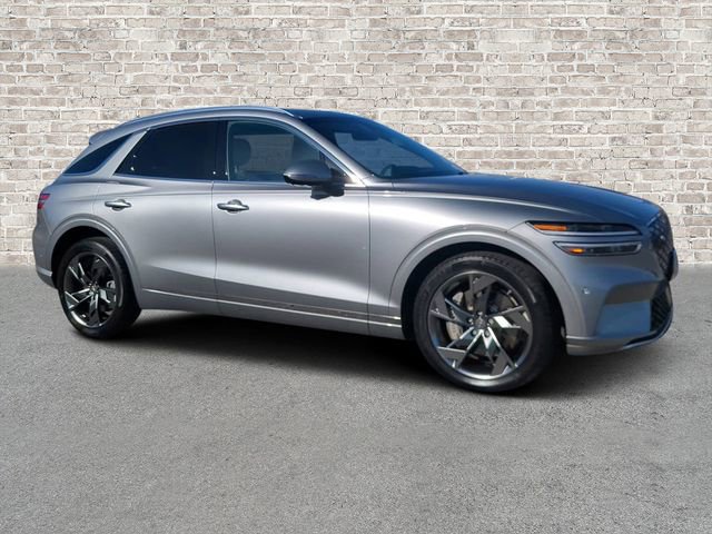Used 2023 Genesis Electrified GV70 Advanced video 1