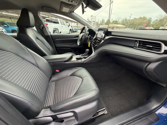 Used 2024 Toyota Camry SE FWD image 13