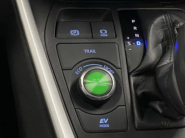 Used 2022 Toyota RAV4 XSE image 25