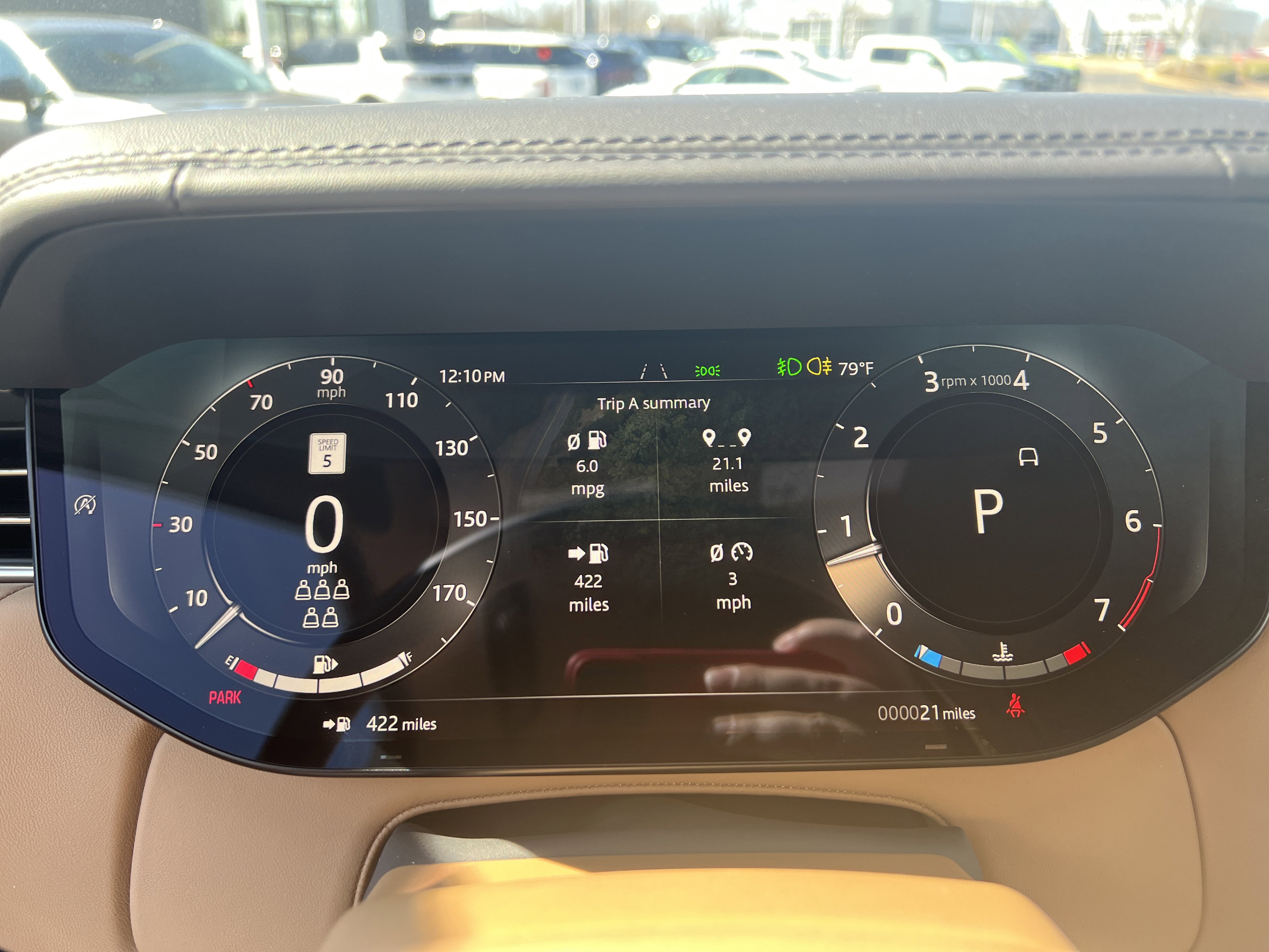 New 2026 Land Rover Range Rover Long Wheelbase SE image 9