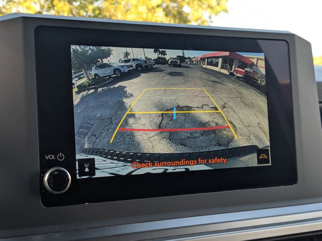 Used 2025 Toyota 4Runner SR5 image 18