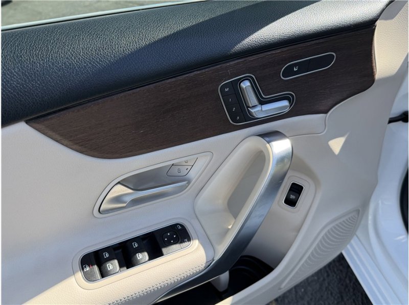 Used 2019 Mercedes-Benz A 220 image 17