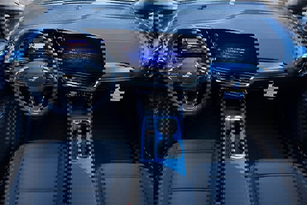 New 2026 Chevrolet Equinox EV LT w/ LPO, Blackout Package image 13