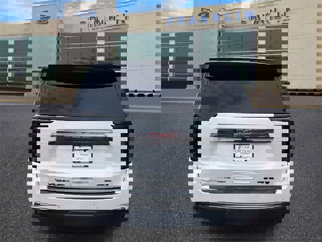 Used 2023 GMC Yukon XL AT4 w/ AT4 Premium Package image 6