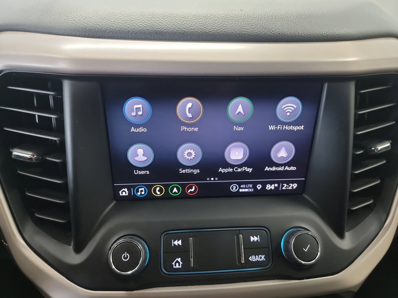 Used 2023 GMC Acadia Denali image 22