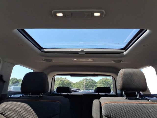 Used 2023 GMC Acadia AT4 AWD/4WD image 13