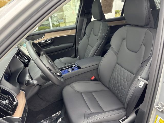 Used 2025 Volvo XC90 B6 Plus AWD/4WD image 19