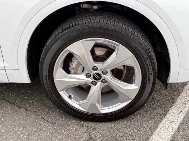 Used 2023 Audi Q5 2.0T Premium Plus w/ Premium Plus Package image 11