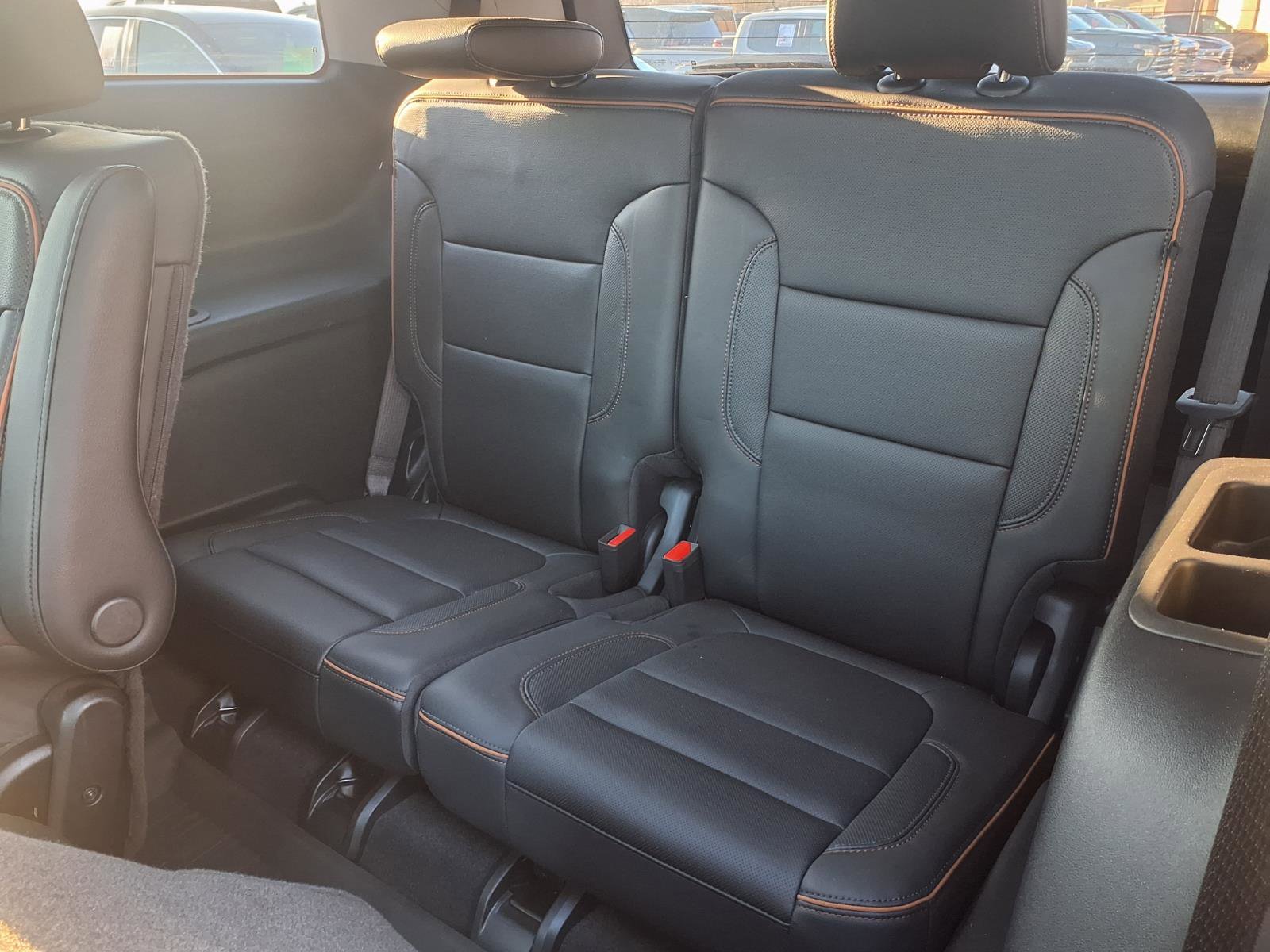 Used 2023 GMC Acadia AT4 w/ Preferred Package image 9