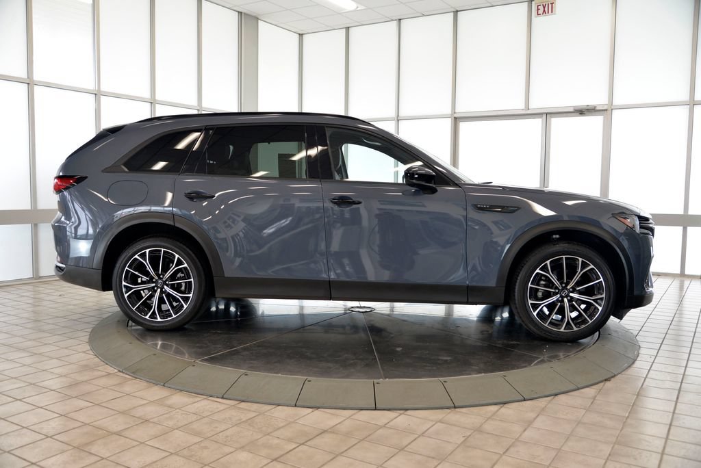 Certified 2025 MAZDA CX-70 Plug-In Hybrid w/ Premium Plus AWD/4WD image 9