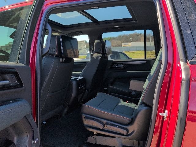 New 2026 GMC Yukon XL AT4 w/ AT4 Premium Plus Package image 9