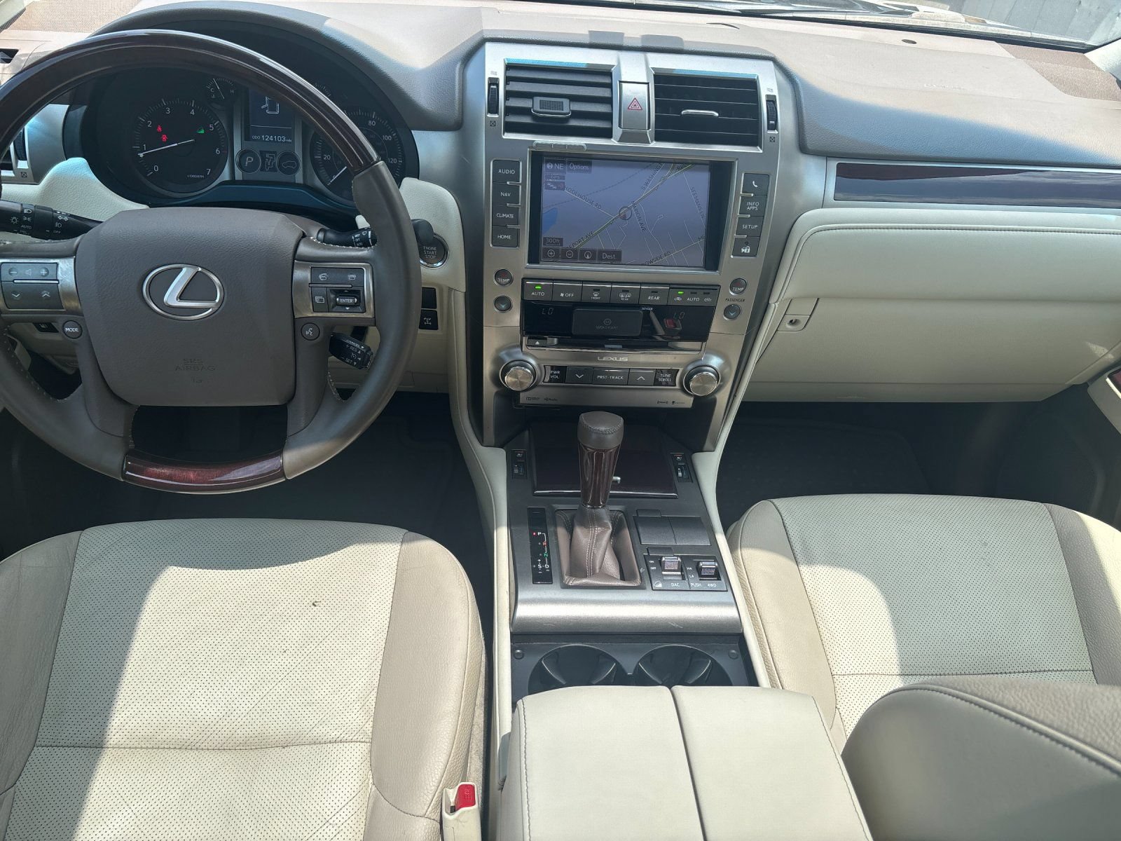 Used 2019 Lexus GX 460 Premium w/ Premium Package AWD/4WD image 13