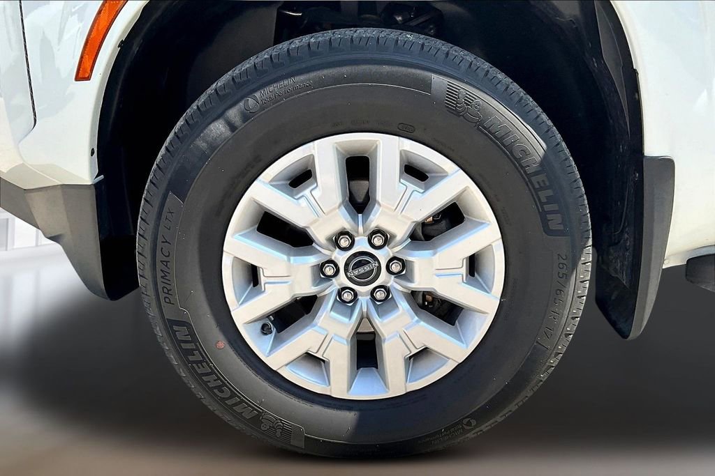 Used 2023 Nissan Frontier SV w/ Tow Package AWD/4WD image 32