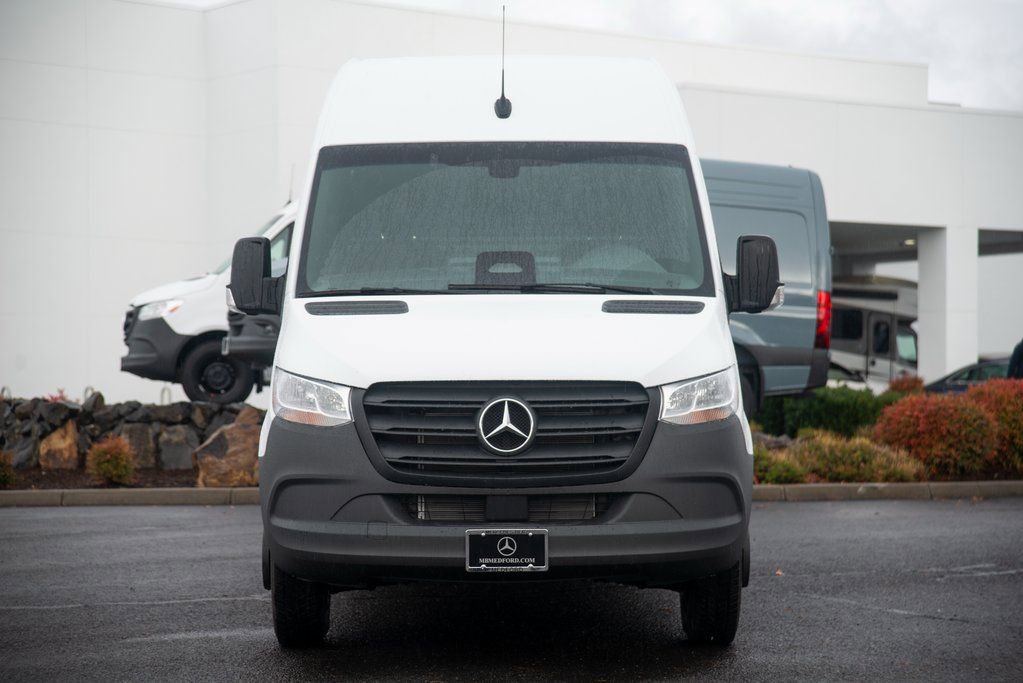 New 2025 Mercedes-Benz Sprinter 4500 video 2
