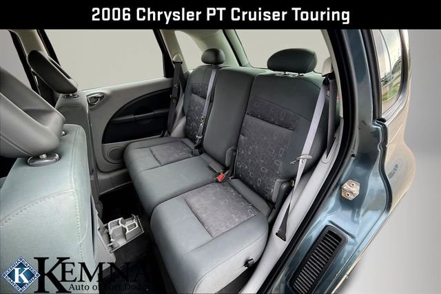 Used 2006 Chrysler PT Cruiser Touring FWD image 17