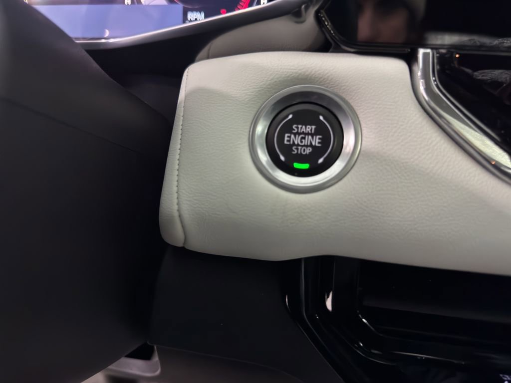 Used 2024 GMC Canyon AT4X image 23