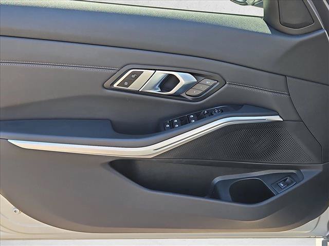 Used 2019 BMW 330i Sedan w/ Convenience Package RWD image 10