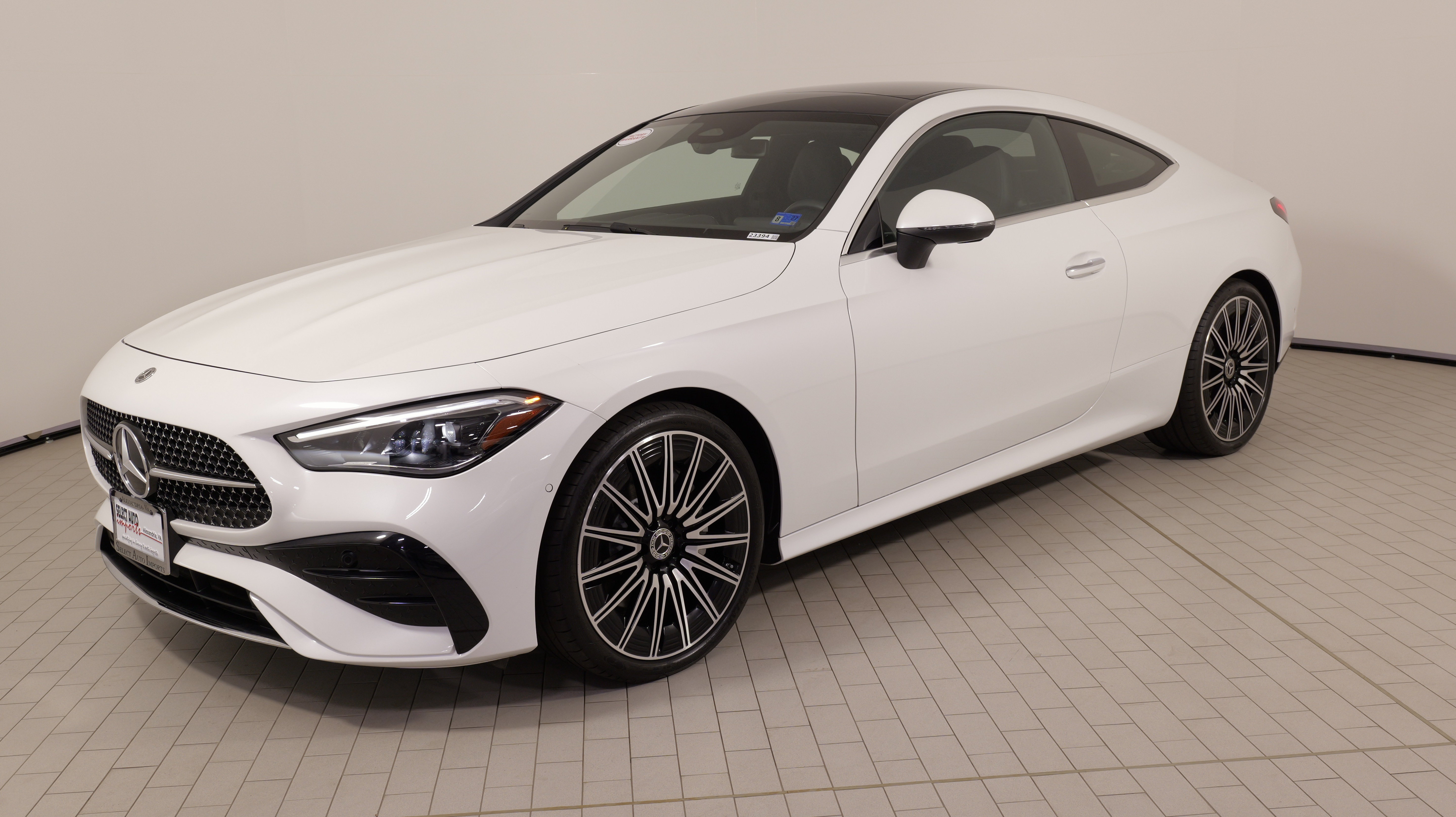 Used 2025 Mercedes-Benz CLE 300 4MATIC Coupe w/ AMG Line image 3