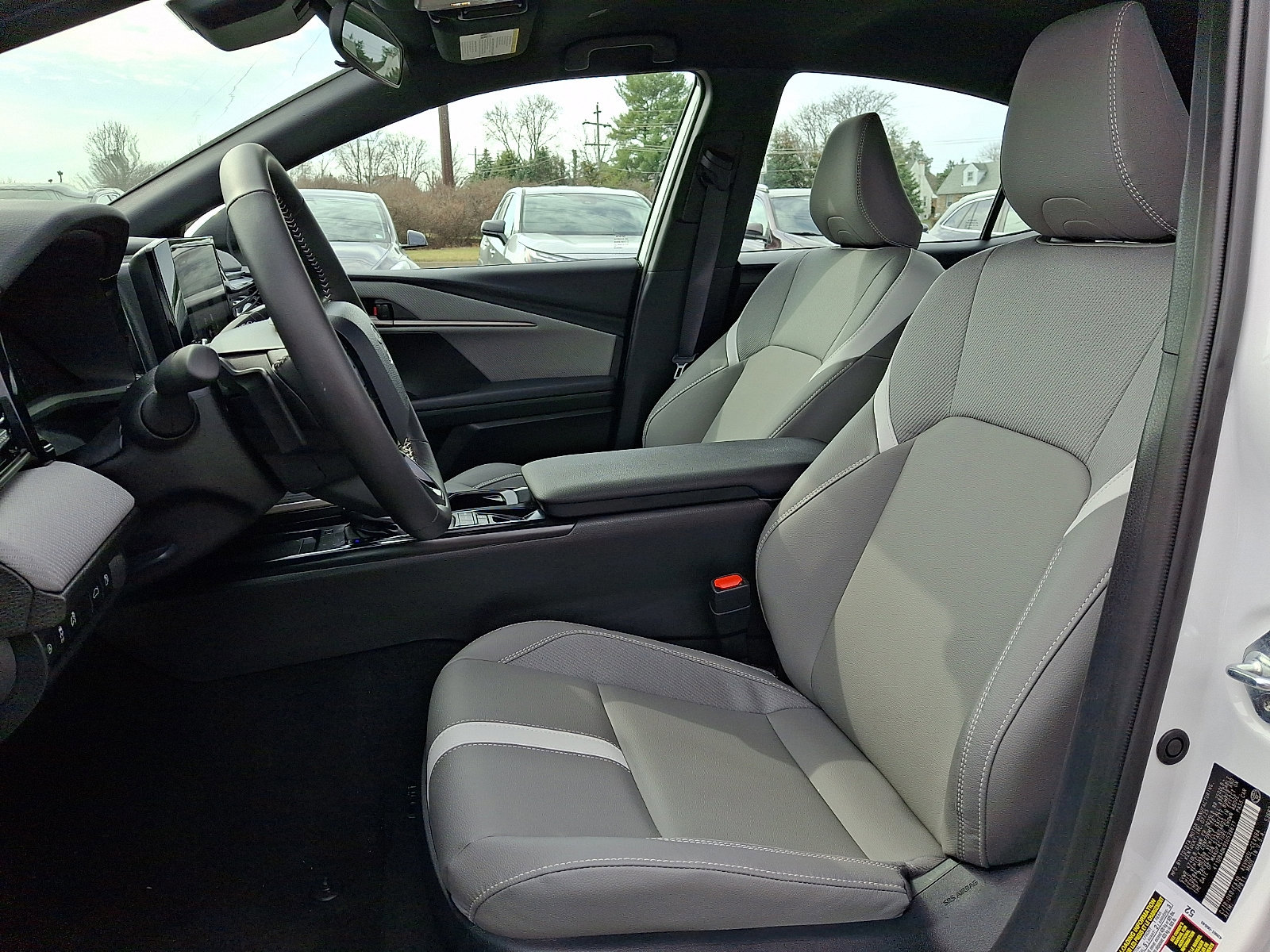 Certified 2025 Toyota Camry SE AWD/4WD image 13