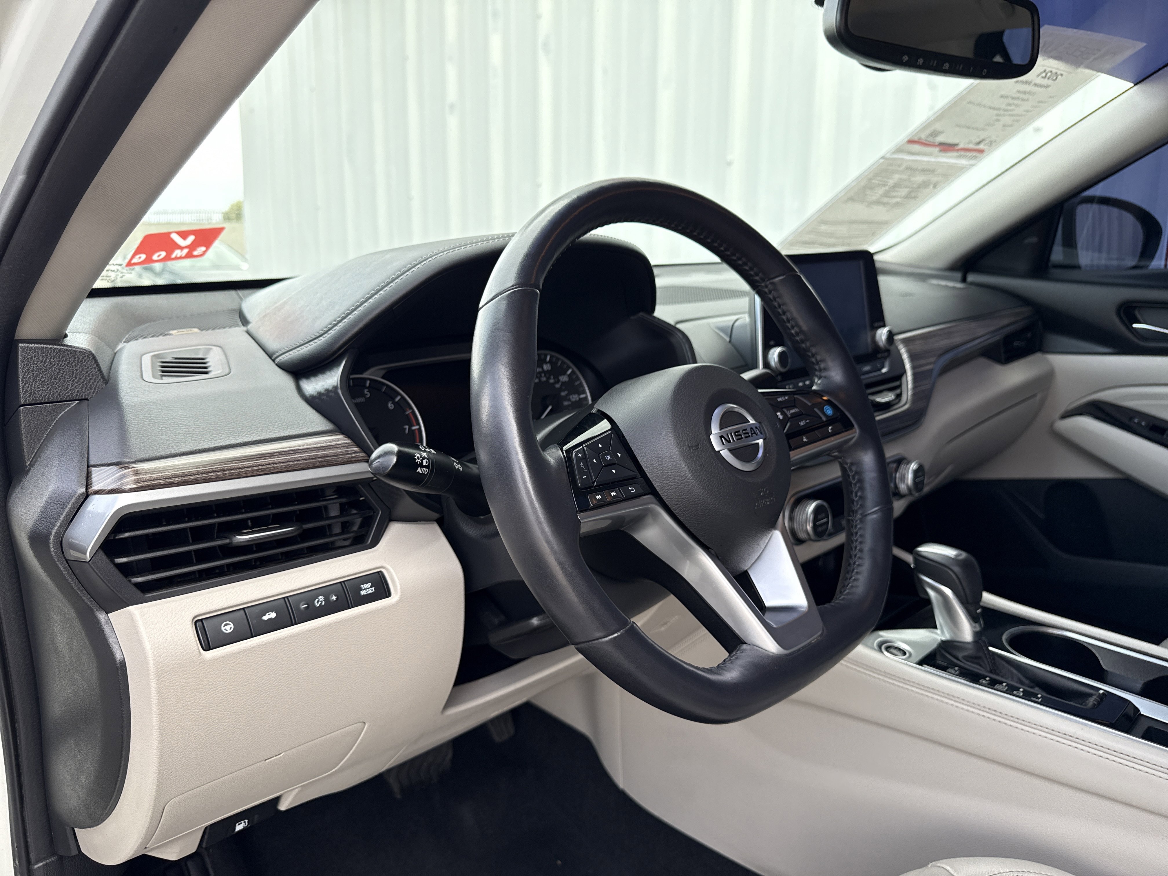 Used 2021 Nissan Altima 2.5 Platinum image 12