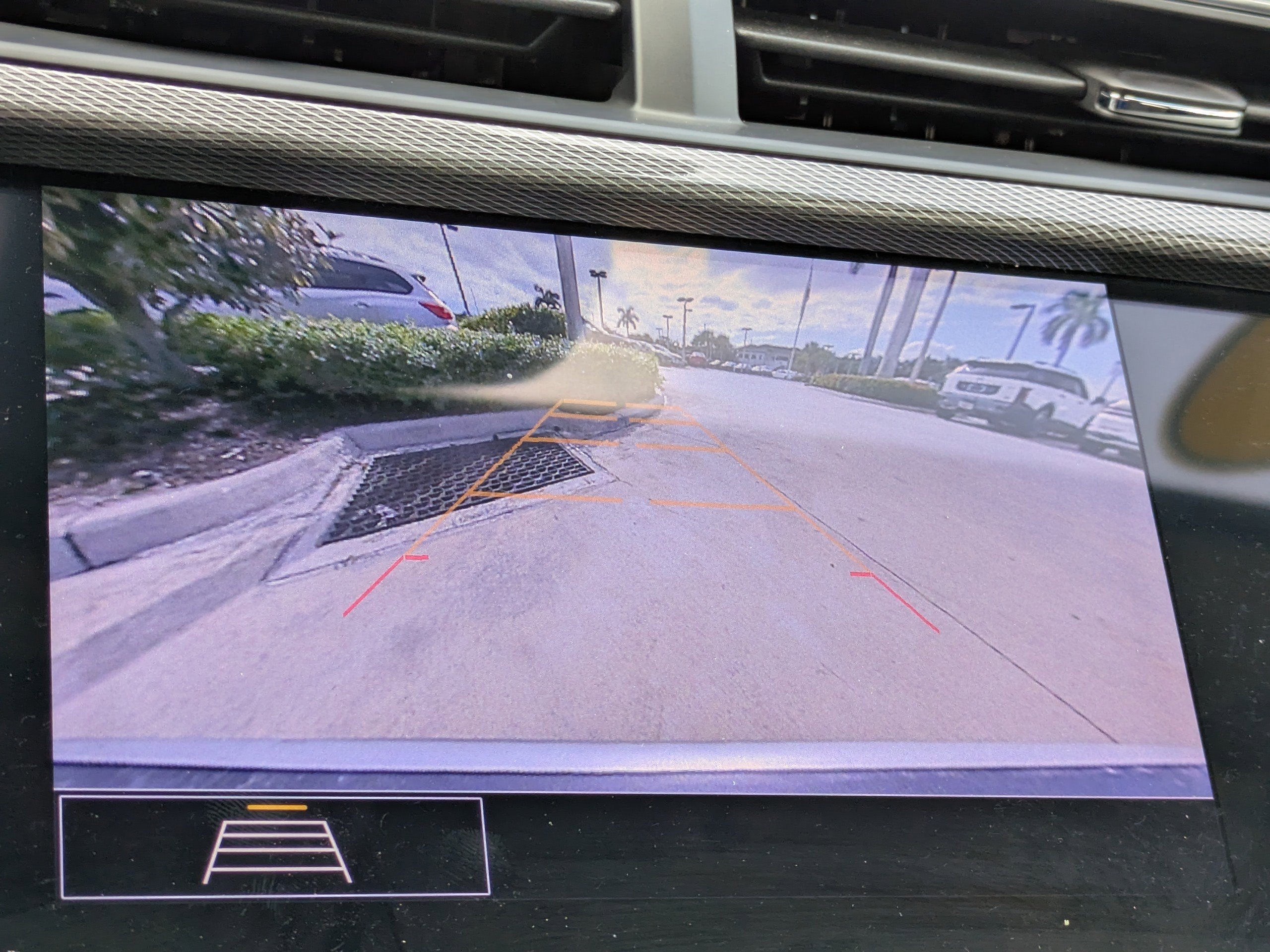 Used 2020 Buick Encore GX Select w/ Experience Buick Package image 27