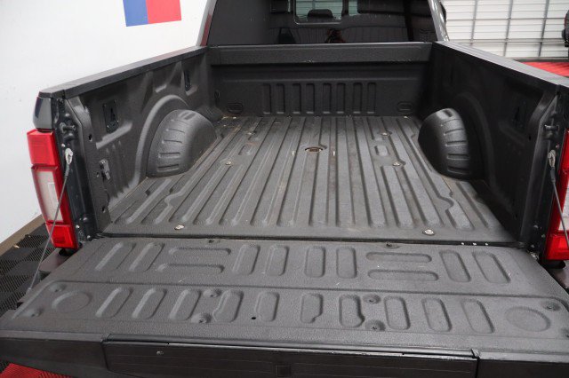 Used 2020 Ford F250 Platinum w/ FX4 Off-Road Package AWD/4WD image 21