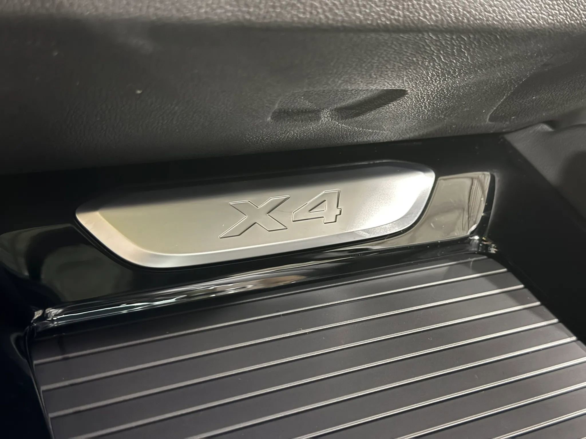 Used 2019 BMW X4 xDrive30i AWD/4WD image 39