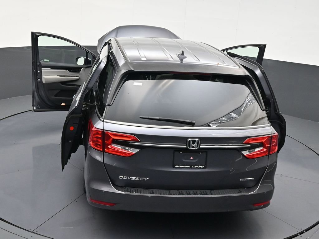 Used 2021 Honda Odyssey Touring image 32