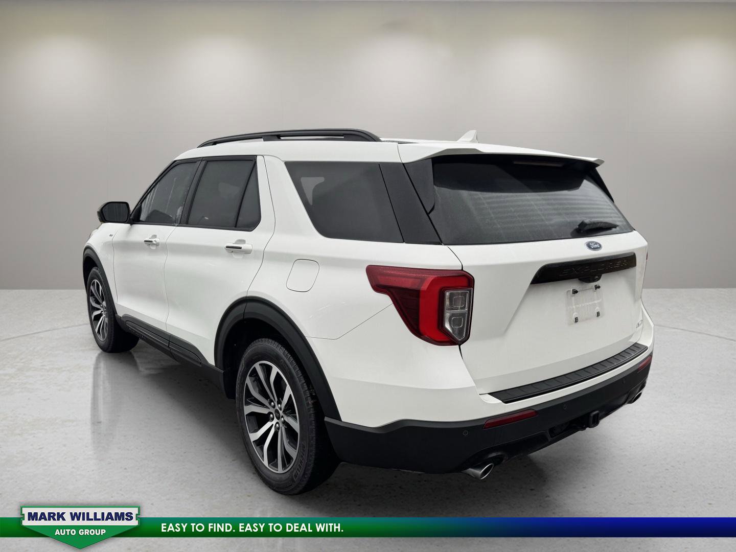 Used 2023 Ford Explorer ST-Line w/ Class IV Trailer Tow Package image 5