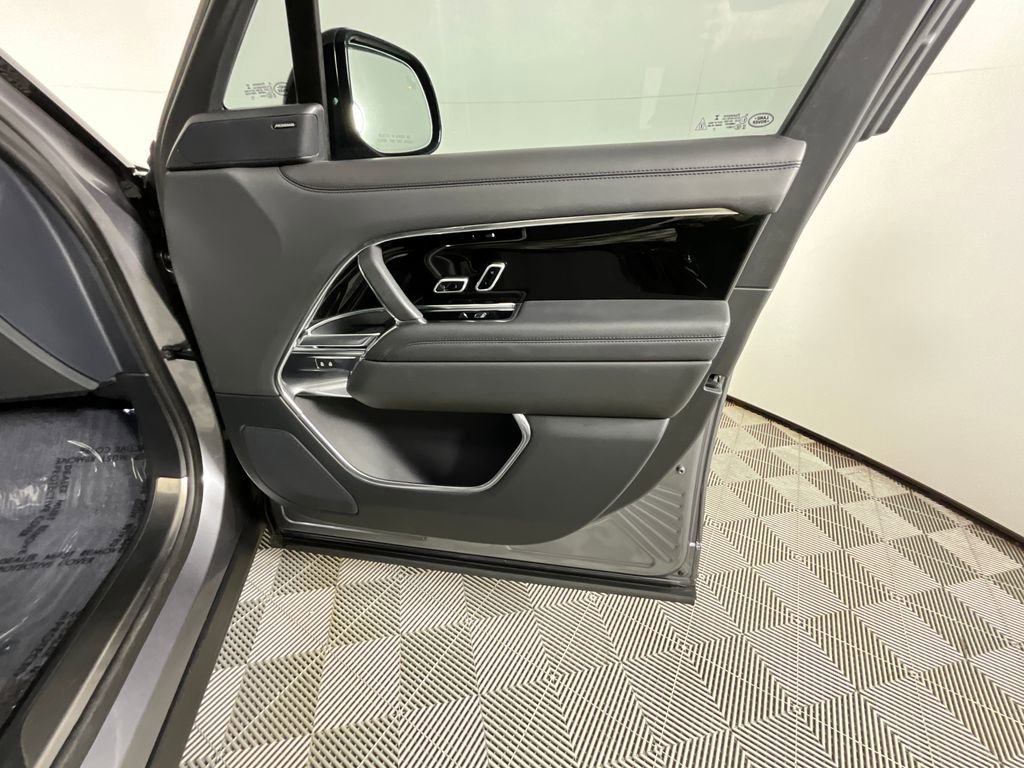Certified 2023 Land Rover Range Rover SE AWD/4WD image 21