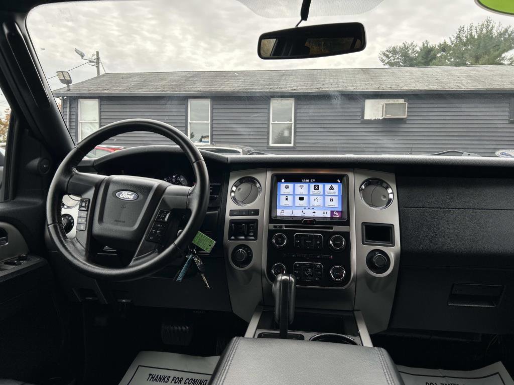 Used 2017 Ford Expedition EL XLT w/ Equipment Group 202A image 18