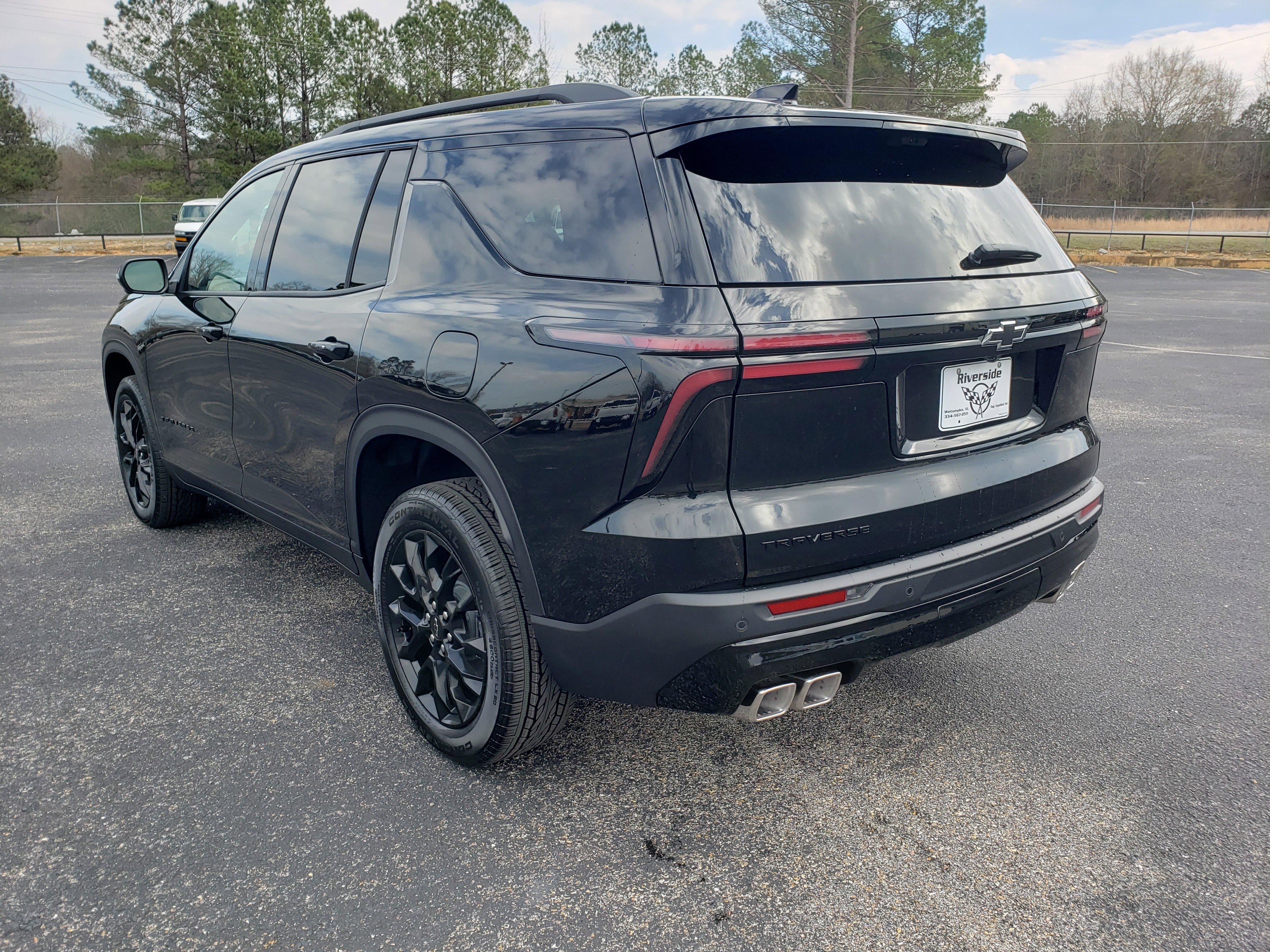 New 2026 Chevrolet Traverse LT w/ Midnight/Sport Edition image 4