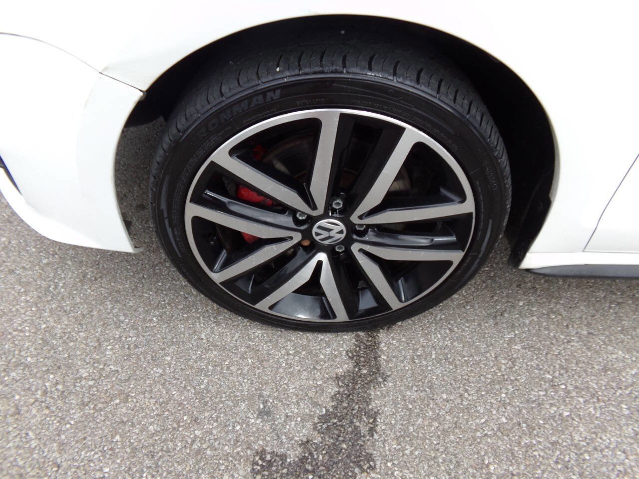 Used 2013 Volkswagen Jetta GLI Autobahn image 34