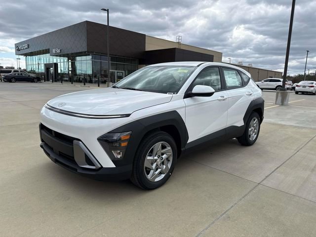 New 2026 Hyundai Kona SE image 4