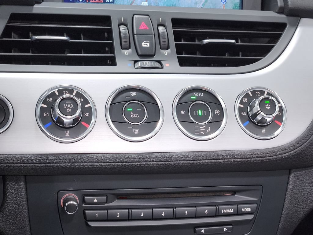 Used 2012 BMW Z4 sDrive35i RWD image 25