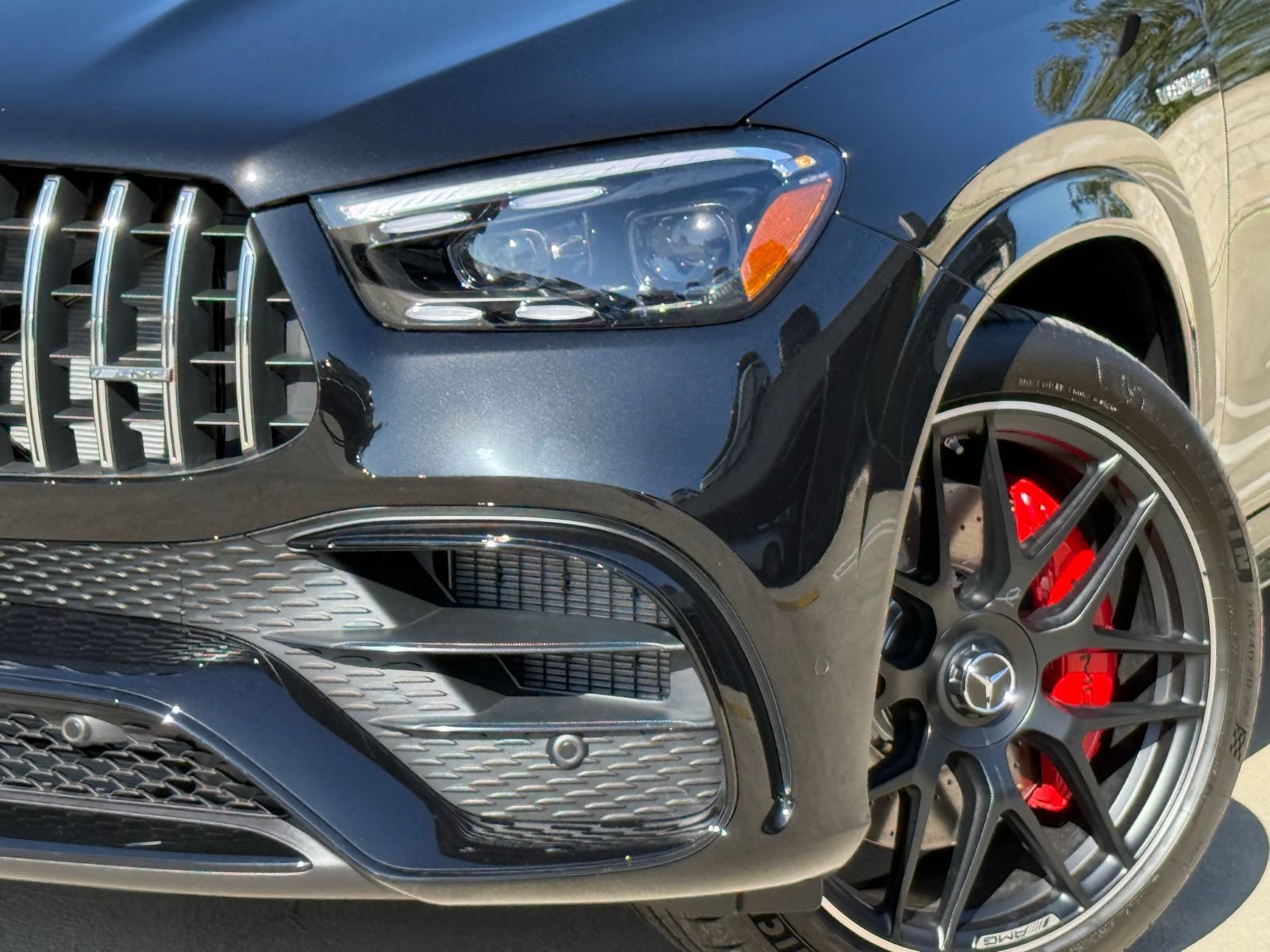 New 2026 Mercedes-Benz GLE 63 AMG S image 3