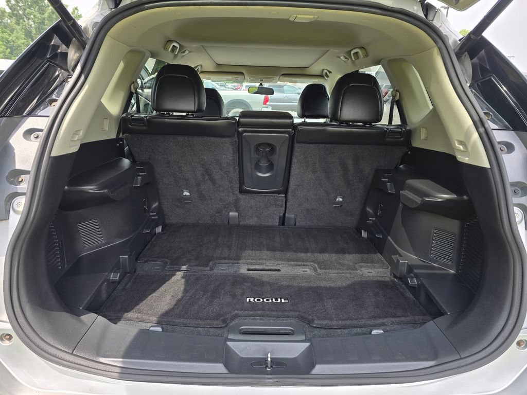 Used 2015 Nissan Rogue SL w/ SL Premium Package AWD/4WD image 11