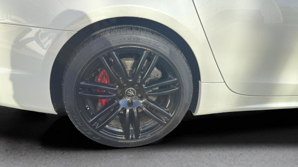 Used 2022 Maserati Quattroporte Modena Q4 image 14