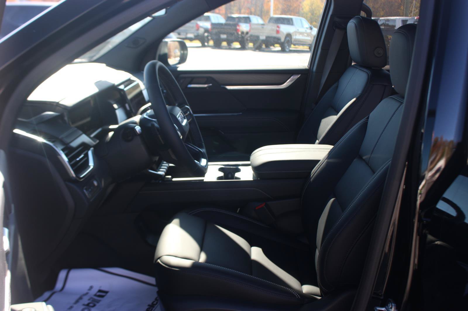 New 2025 GMC Acadia Elevation w/ Elevation Premium Package FWD image 13