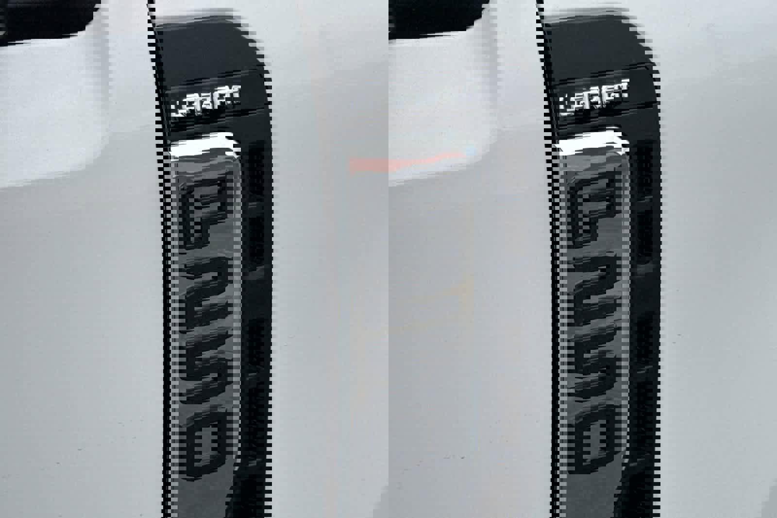 New 2026 Ford F250 Lariat w/ Chrome Package image 7