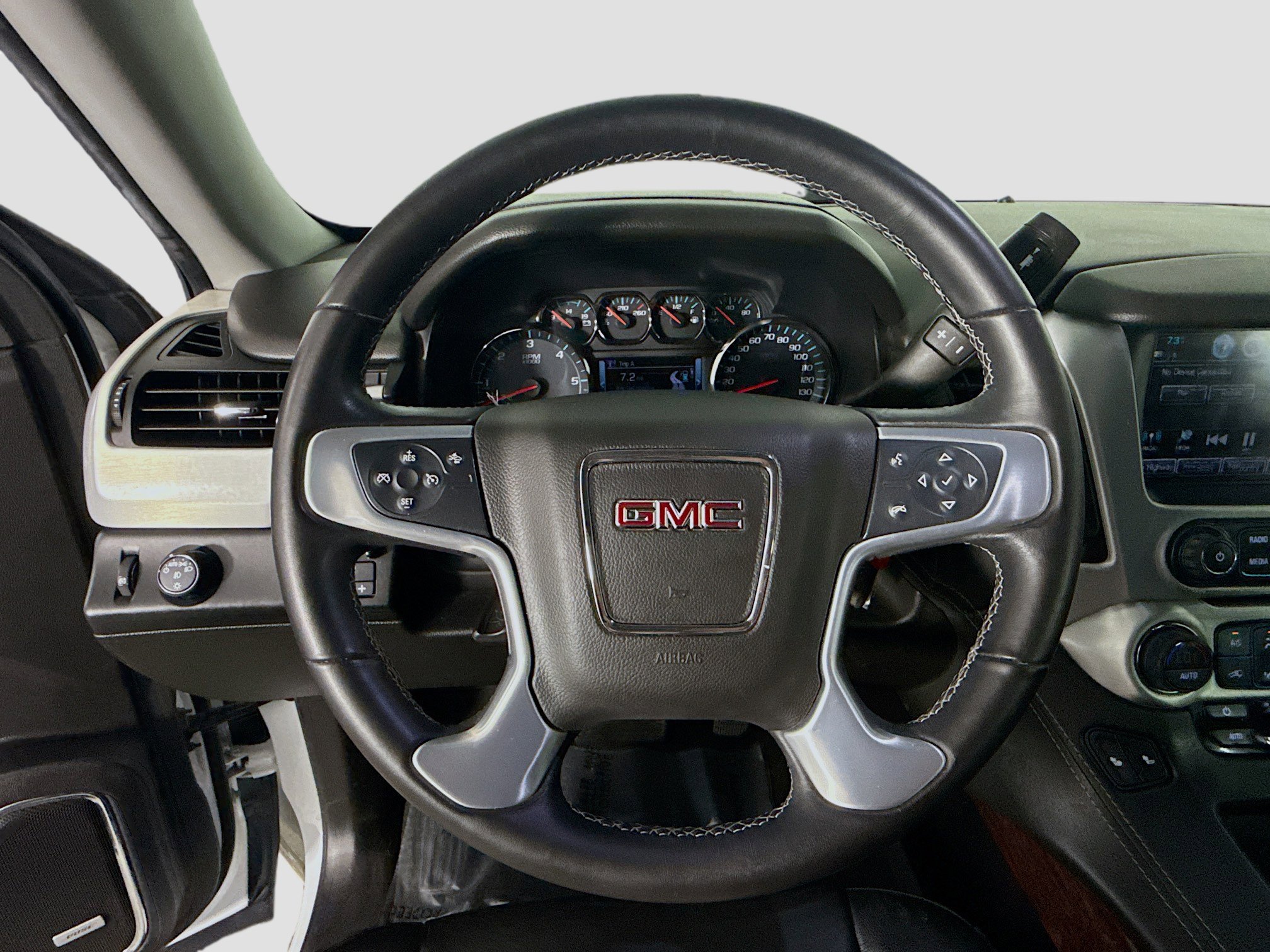 Used 2018 GMC Yukon SLT w/ HD Trailering Package image 13