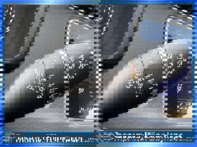 Used 2023 Cadillac XT4 Luxury w/ Cold Weather Package image 27