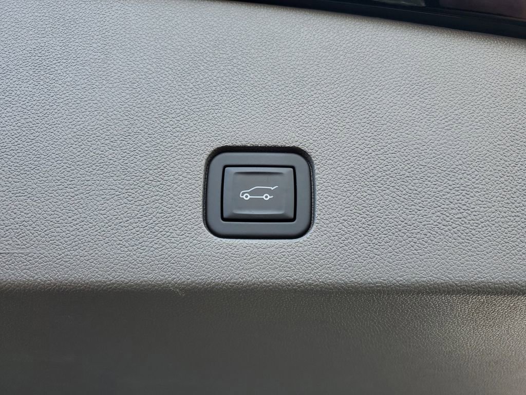 Certified 2024 Cadillac XT6 Premium Luxury image 34