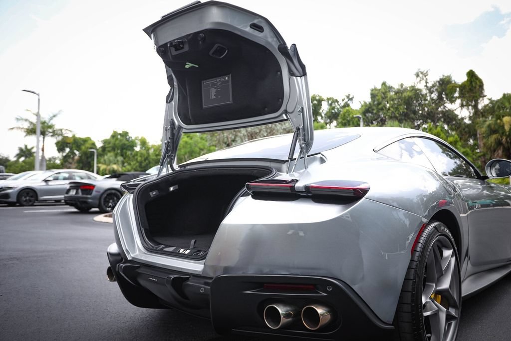 Certified 2022 Ferrari Roma RWD image 22