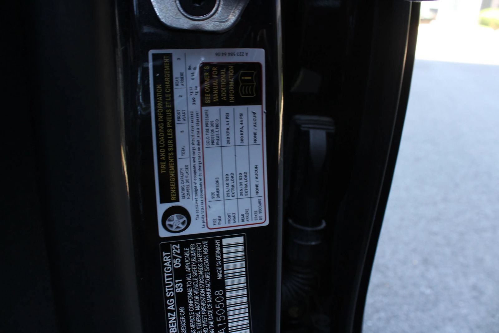 Used 2022 Mercedes-Benz S 580 4MATIC Sedan w/ AMG Line Package image 38